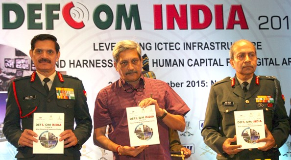 The Union Minister for Defence, Shri Manohar Parrikar releasing the brochure, at the inauguration of the Defcom 2015, in New Delhi on November 23, 2015. The Chief of Army Staff, General Dalbir Singh is also seen.