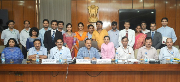 The Minister of State for Development of North Eastern Region (I/C), Prime Minister’s Office, Personnel, Public Grievances & Pensions, Department of Atomic Energy, Department of Space, Dr. Jitendra Singh with the candidates who have qualified for the Indian Civil Services-2014 Examination, in New Delhi on July 06, 2015. The Union Home Secretary, Shri L.C. Goyal, the Secretary, DoPT, Shri Sanjay Kothari and other senior officials are also seen.